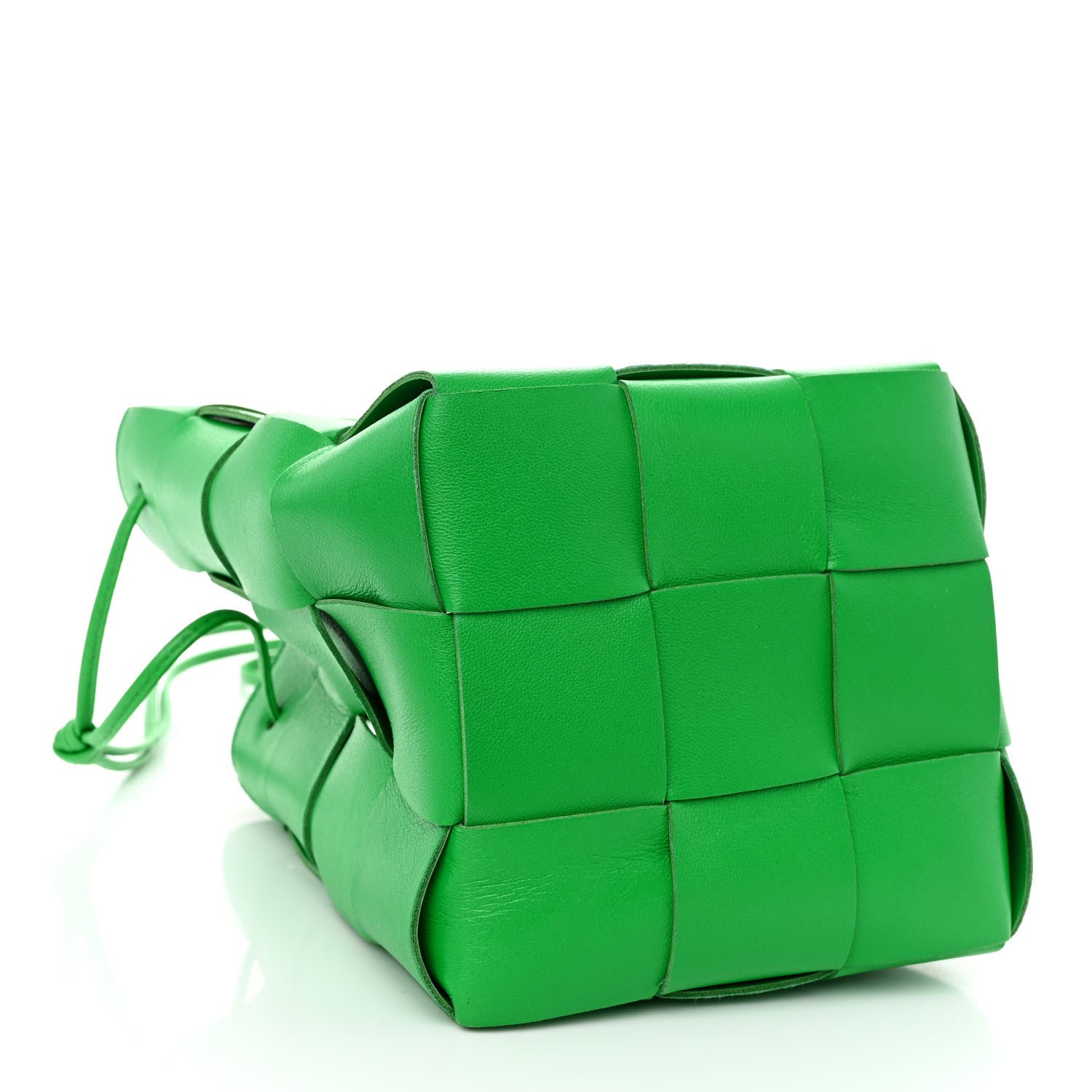 Bottega Veneta Nappa Maxi Intrecciato Small Cassette Bucket Bag Parakeet 4 of 9