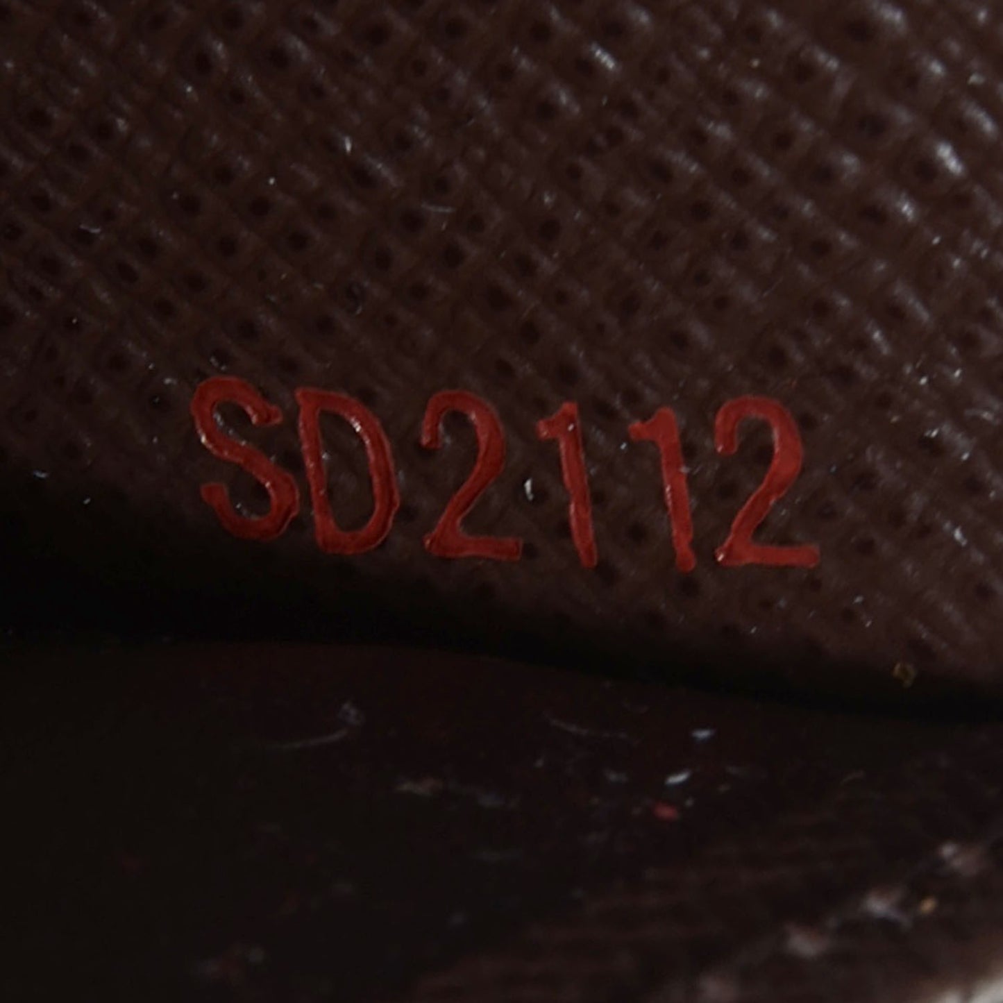 Damier Ebene Zippy Wallet