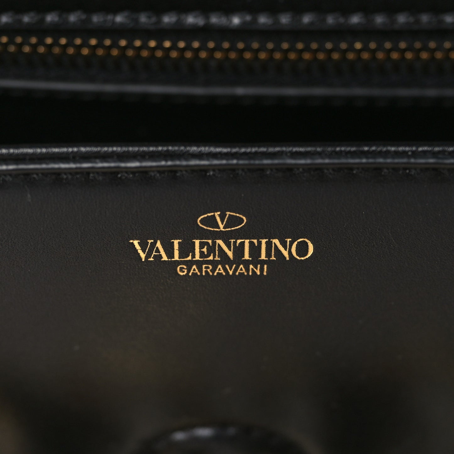Calfskin Small Vlogo Chain Shoulder Bag Black
