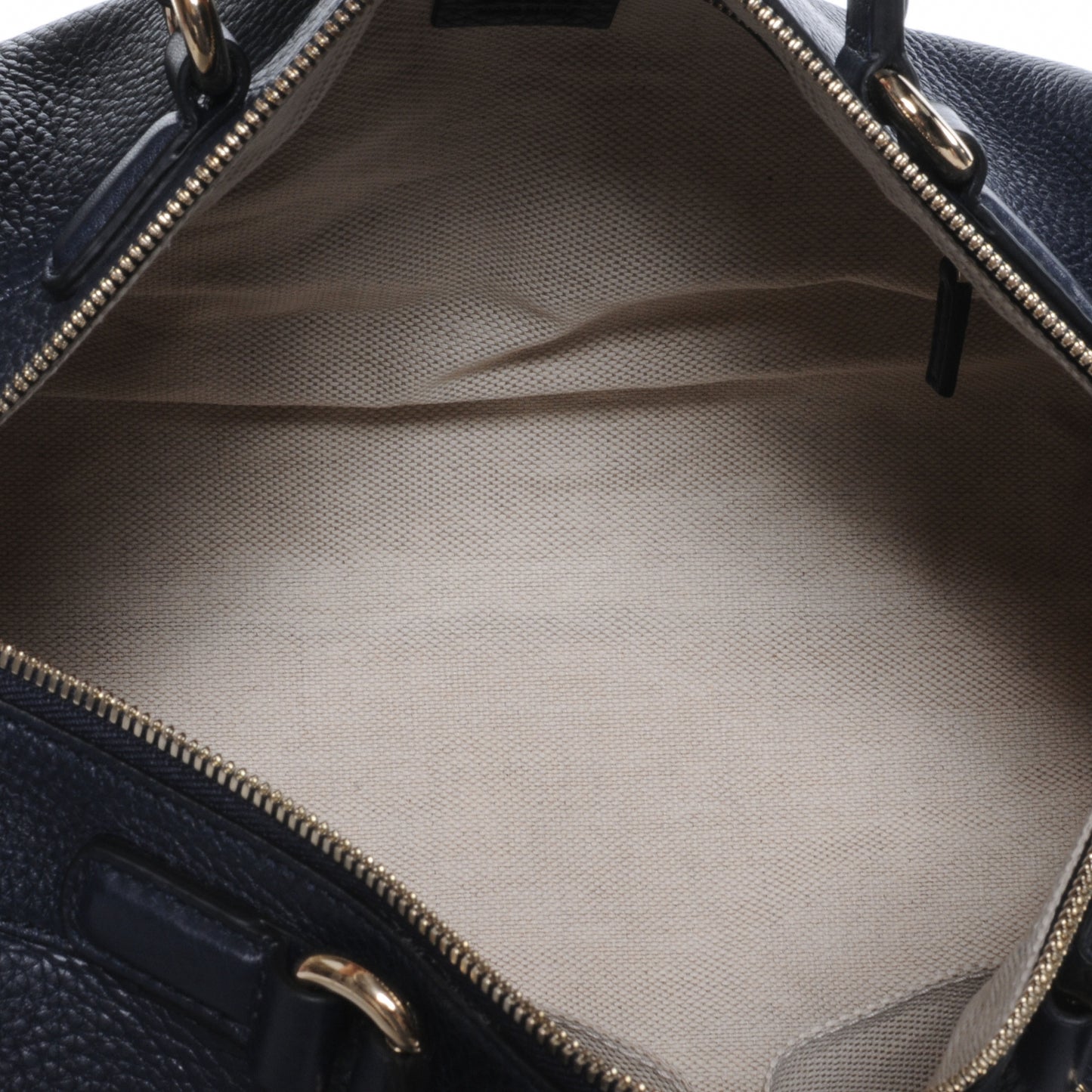 Pebbled Calfskin Medium Soho Boston Blue