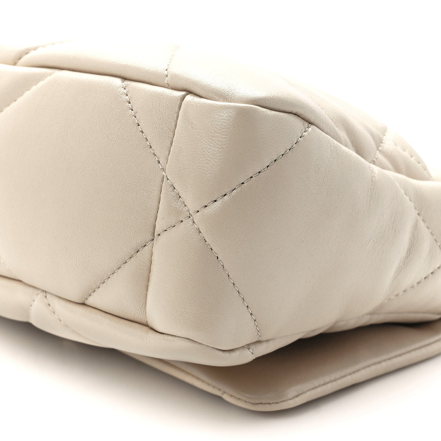Lambskin Quilted Medium Chanel 19 Flap Light Beige