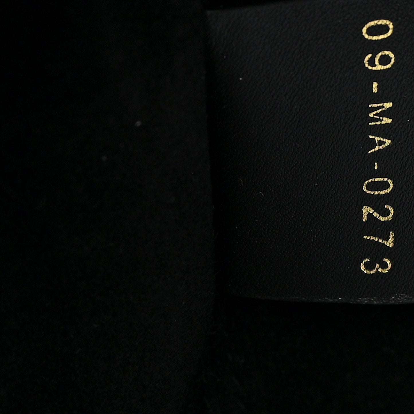 Calfskin Macrocannage Large Toujours Black