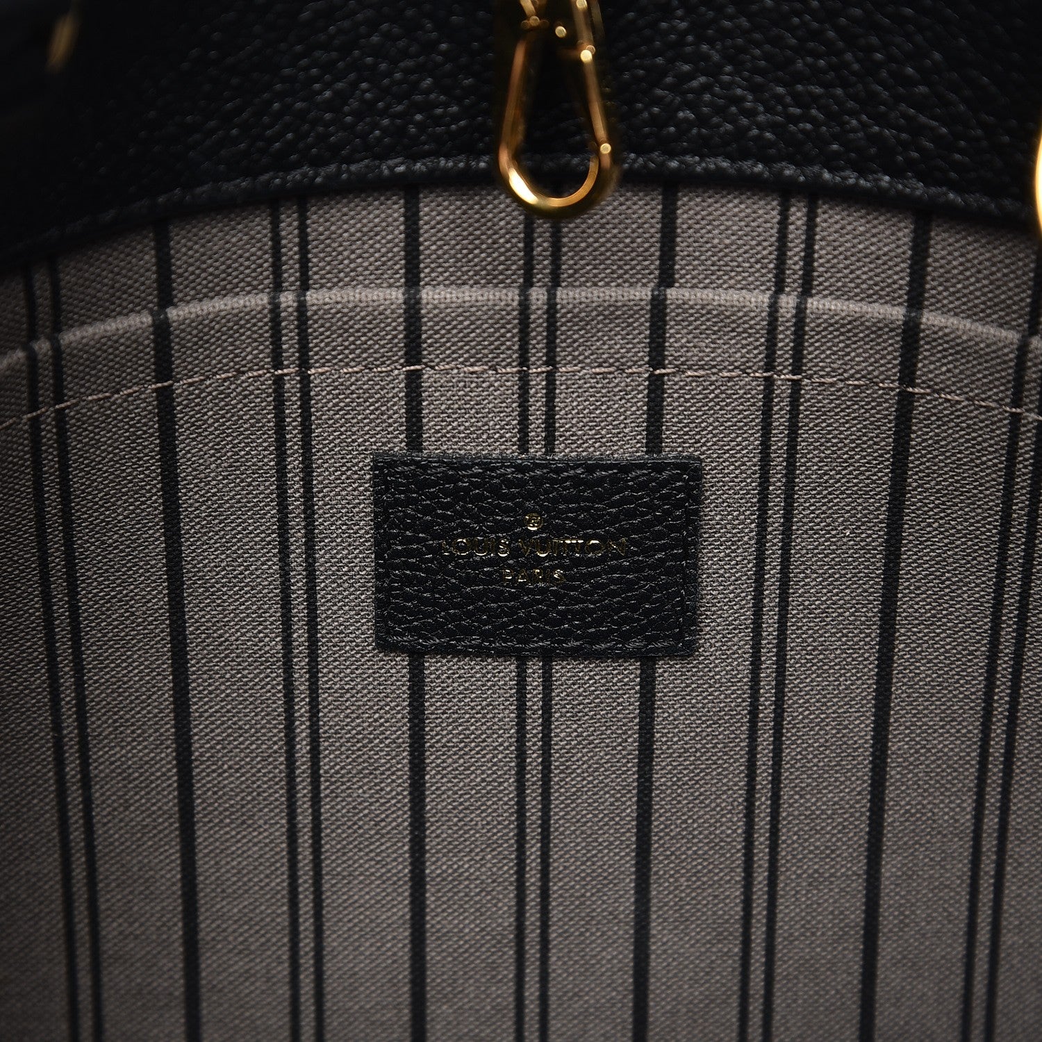 Louis Vuitton Empreinte Montaigne MM Black 7 of 15