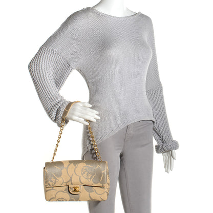 Chanel Woven Straw Camellia Print Medium Single Flap 2 of 8