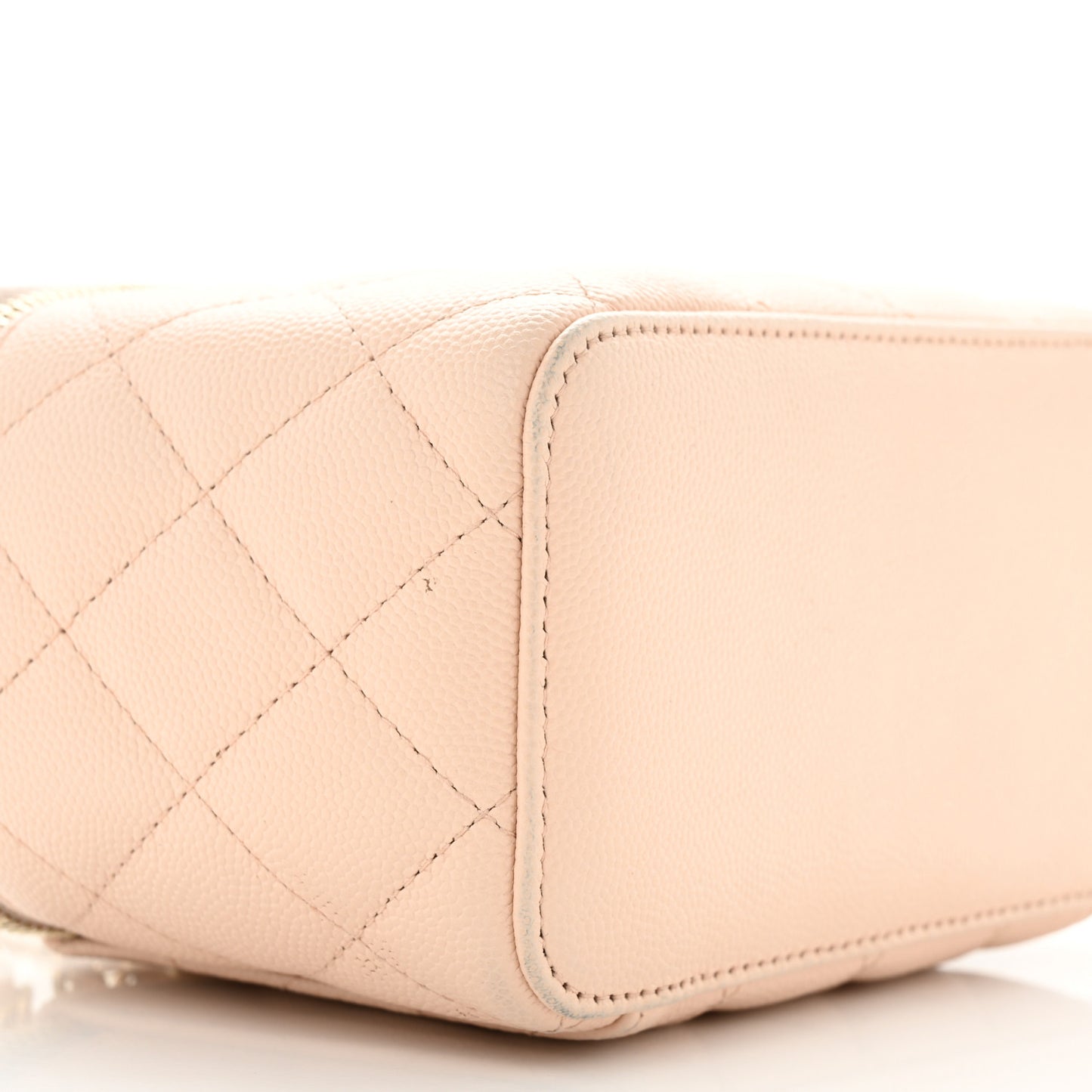 Caviar Quilted Small Vanity Case With Chain Light Beige