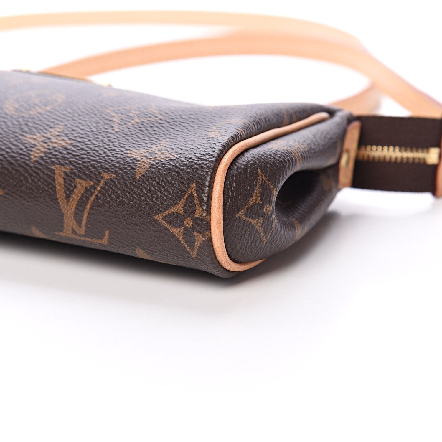 Louis Vuitton Monogram Eva Clutch 9 of 9