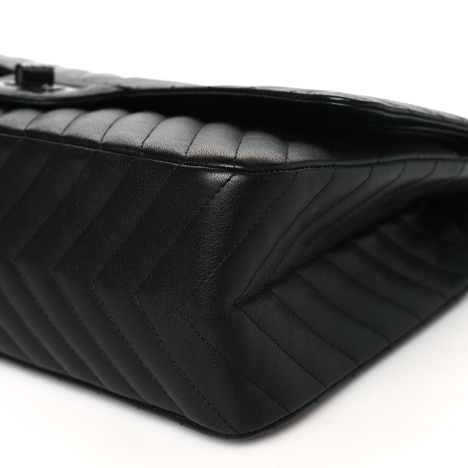 Chanel Sheepskin Chevron Quilted 2.55 Reissue 227 Flap So Black 10 of 10