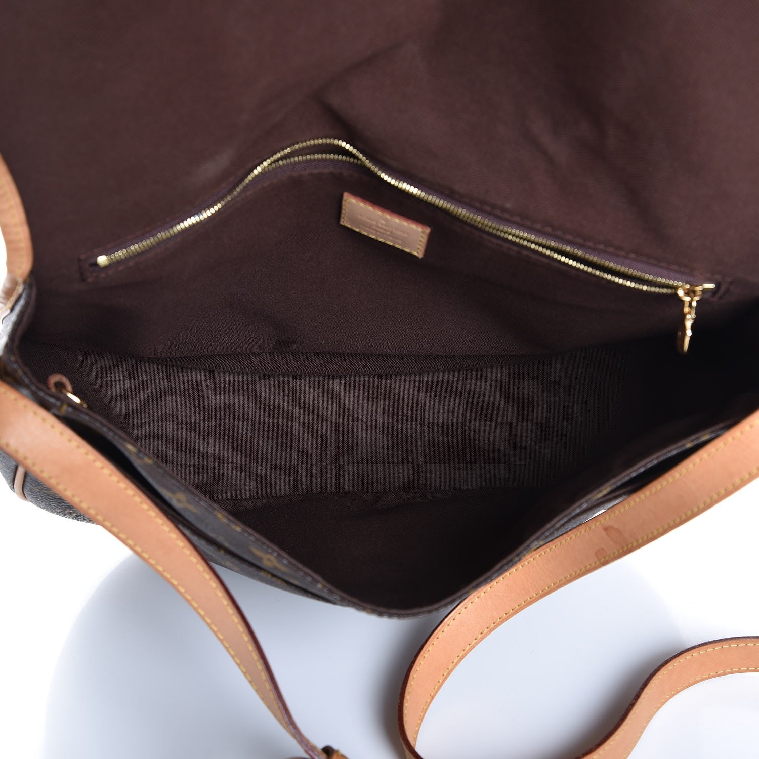 Louis Vuitton Monogram Menilmontant MM 5 of 18