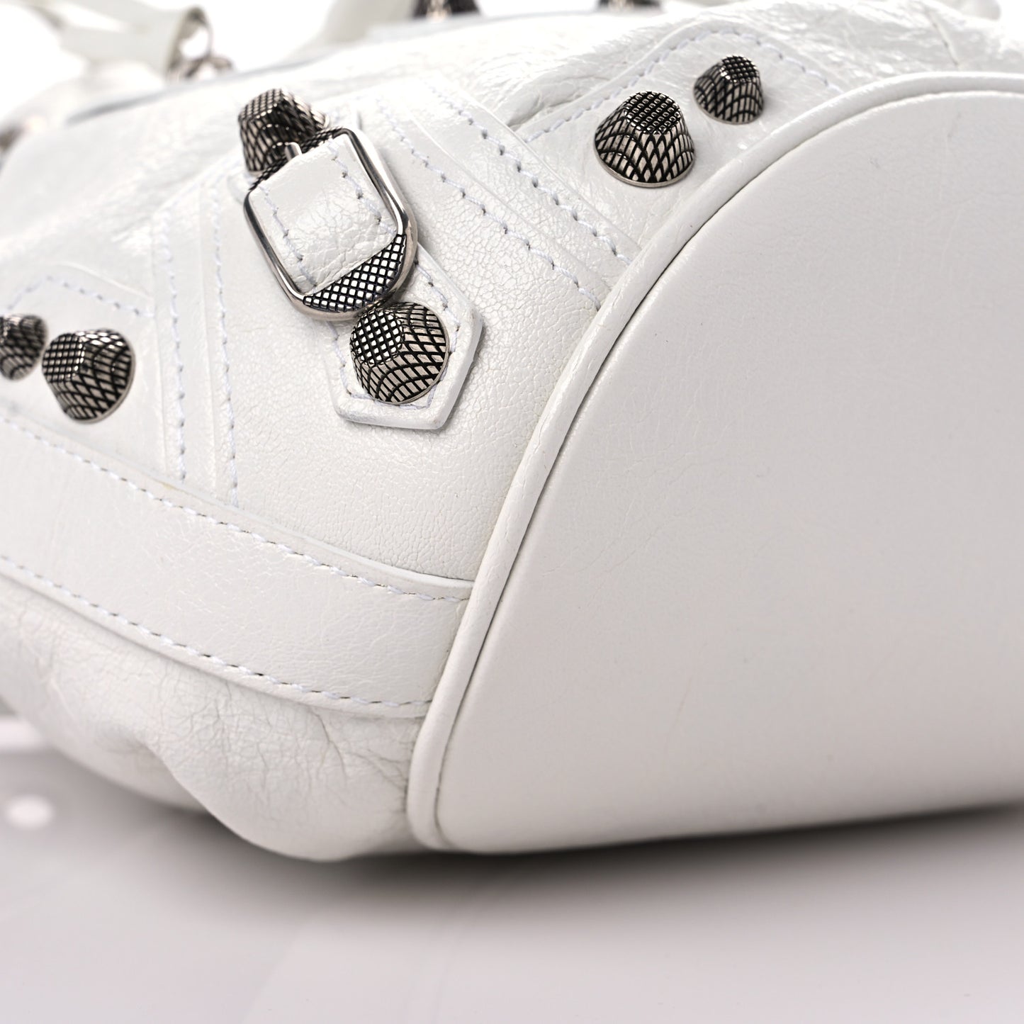 Agneau Arena Le Cagole Bucket Bag XS Optic White