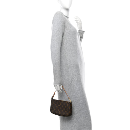 Louis Vuitton Monogram Pochette Accessories 2 of 10
