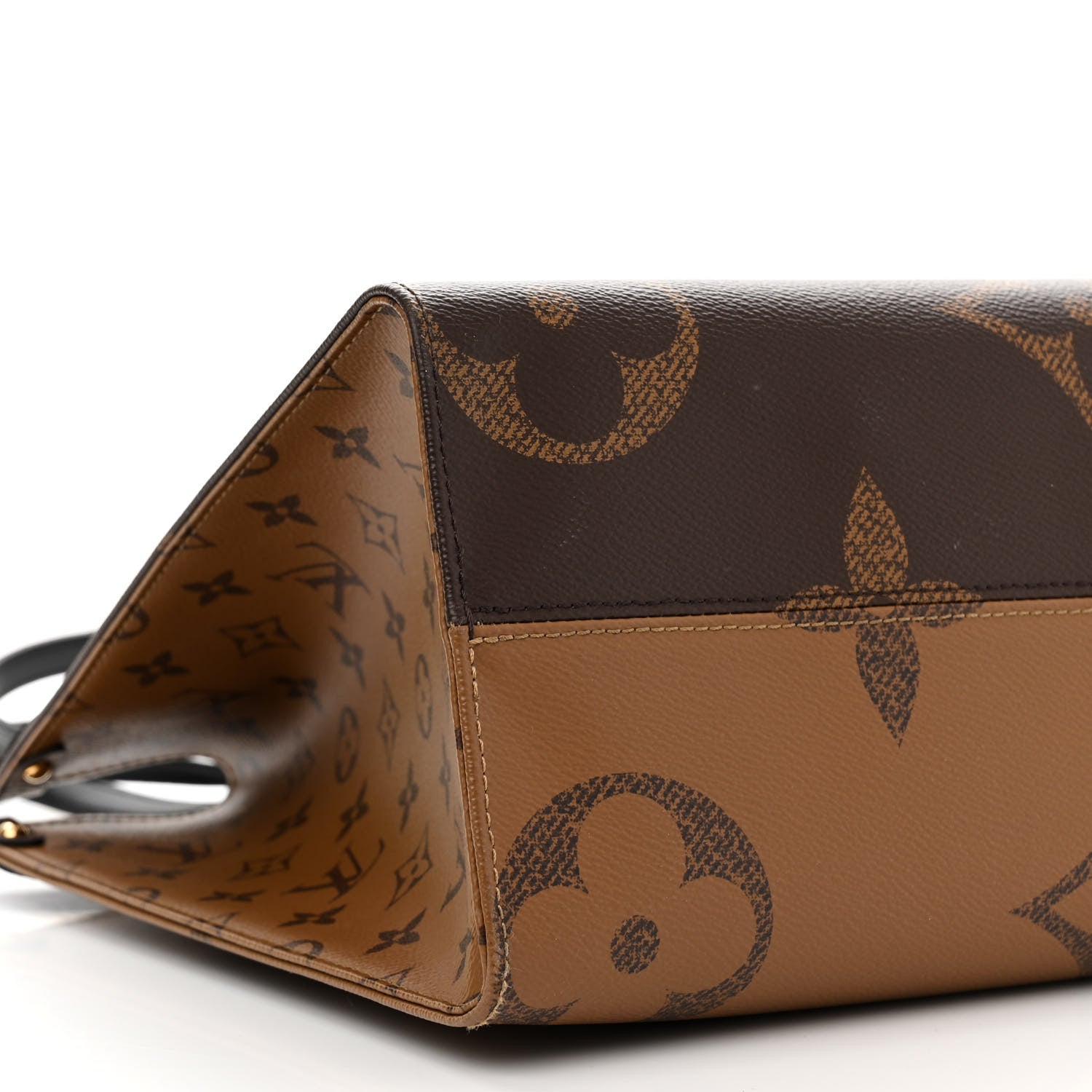 Louis Vuitton Reverse Monogram Giant Onthego MM 8 of 9