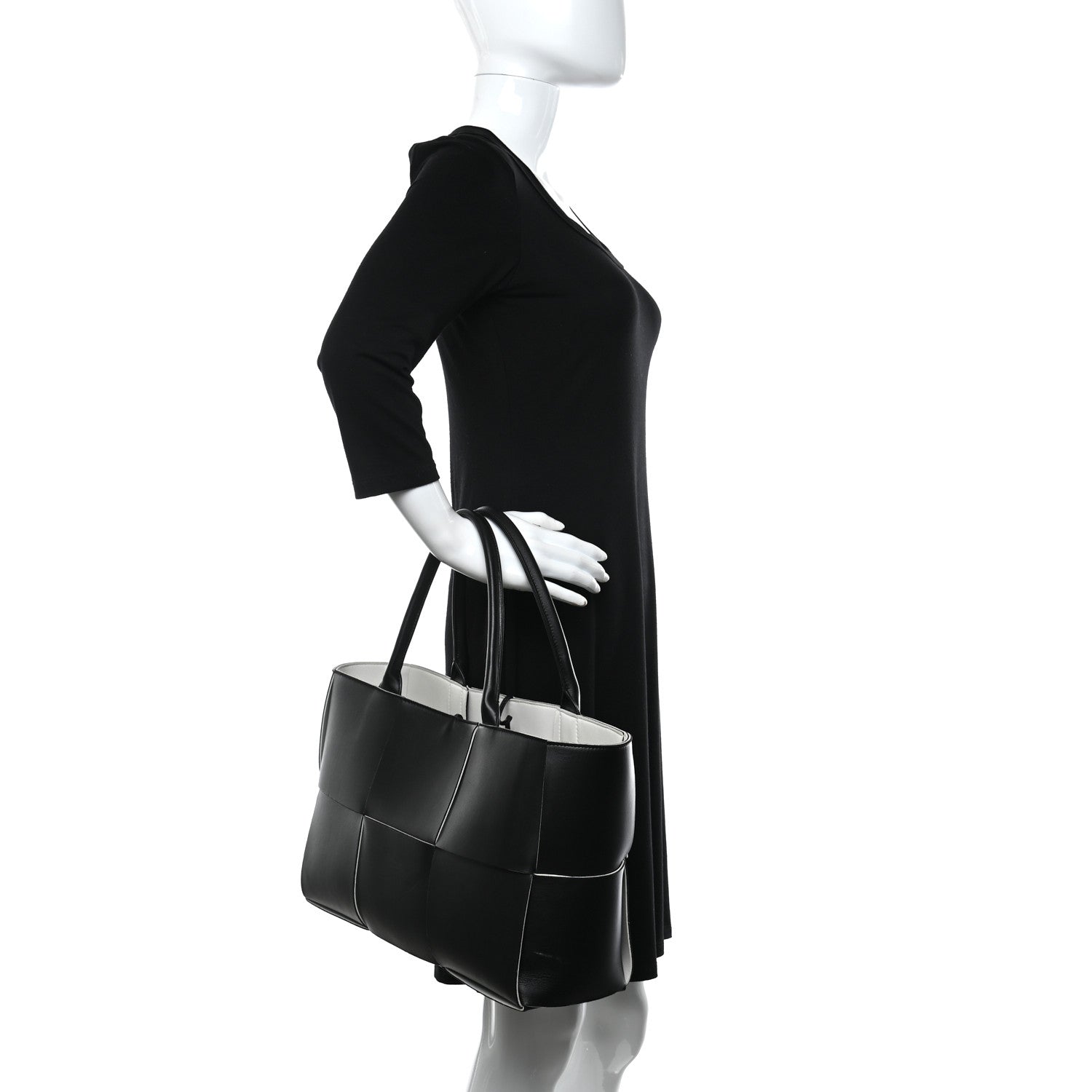 Bottega Veneta Nappa Maxi Intrecciato Medium Arco Tote Black White 2 of 9