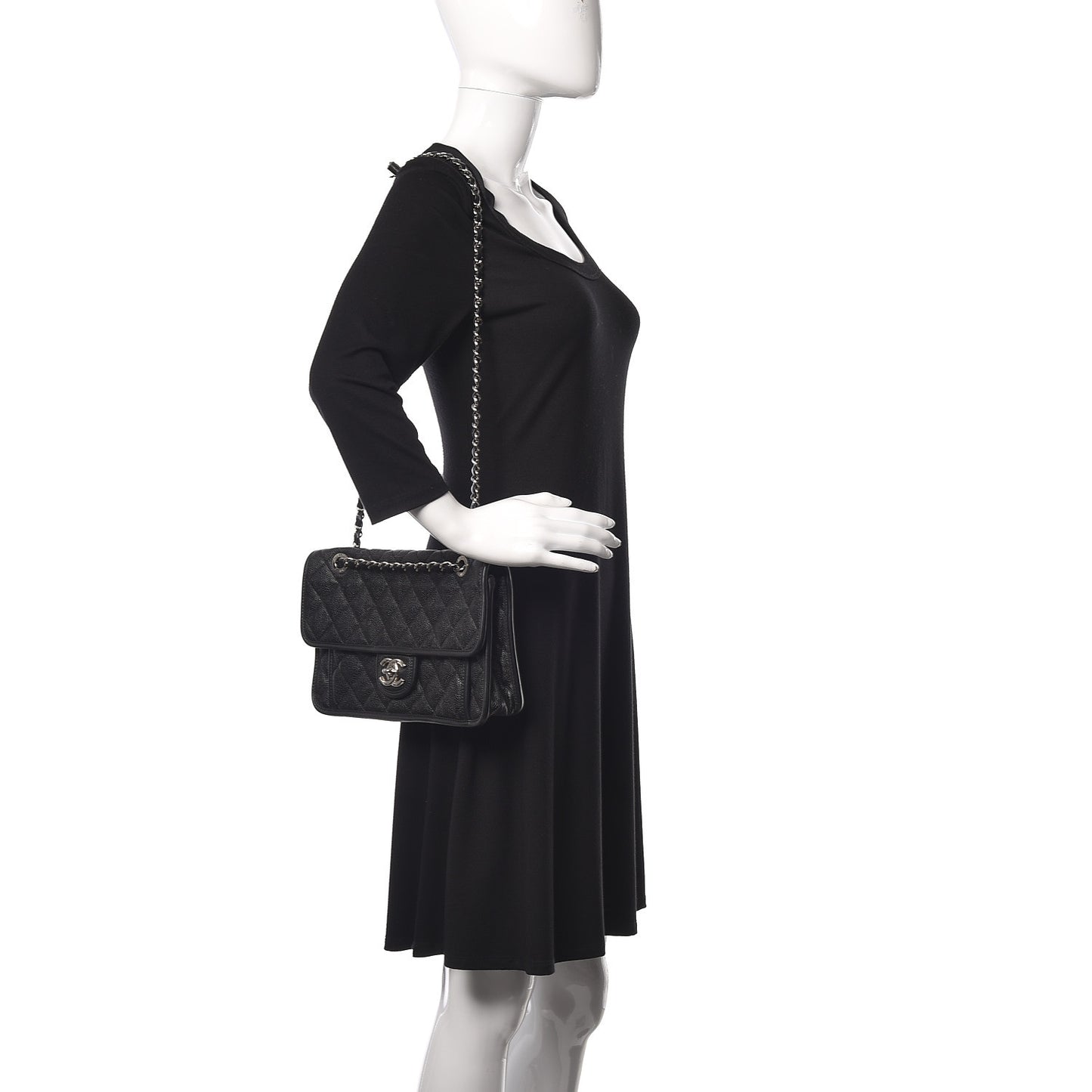 Caviar Quilted Medium French Riviera Flap Black