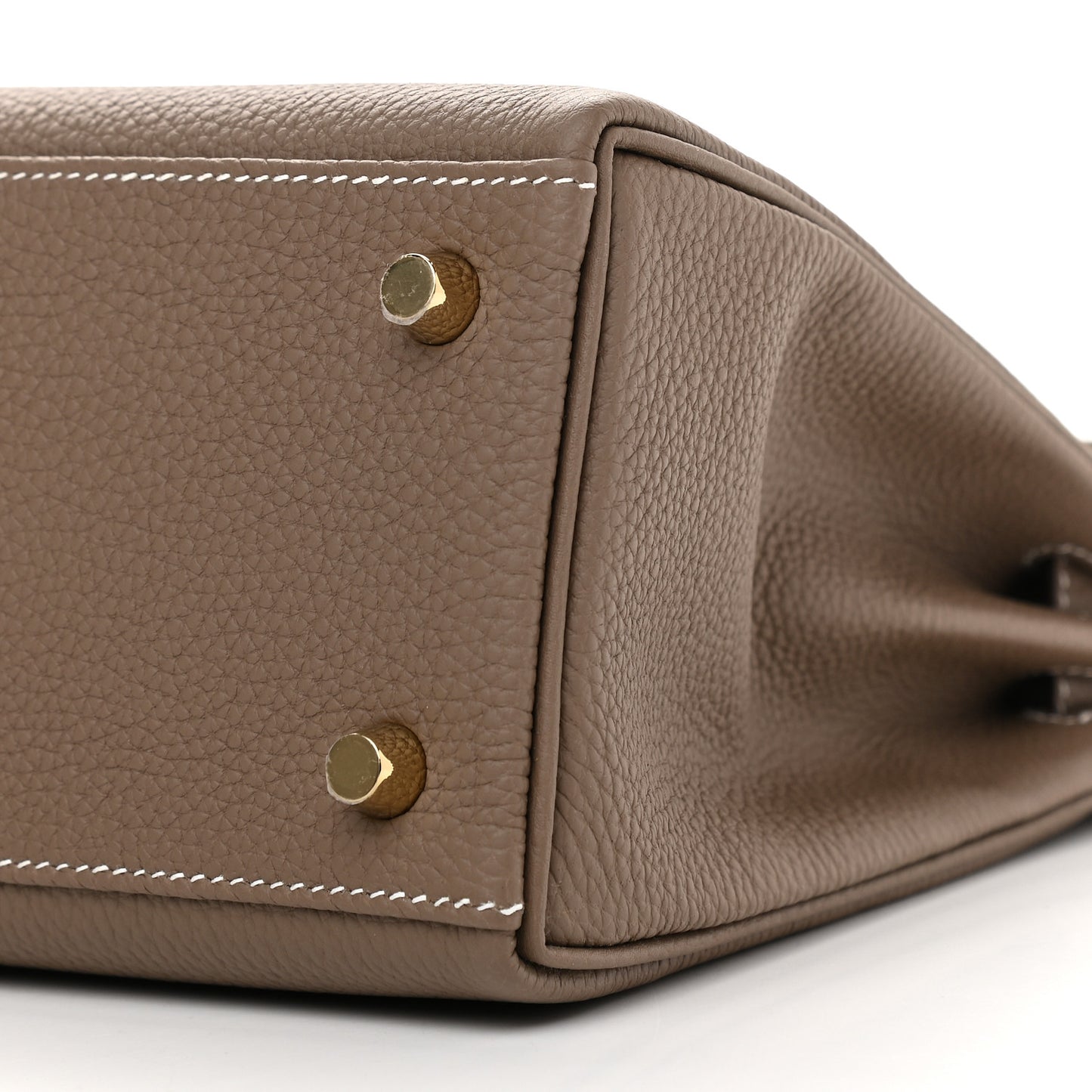 Togo Kelly Retourne 25 Etoupe