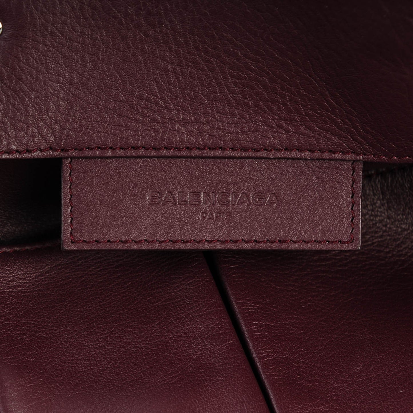 Veau Papier A4 Zip Around Tote Rouge Aubergine