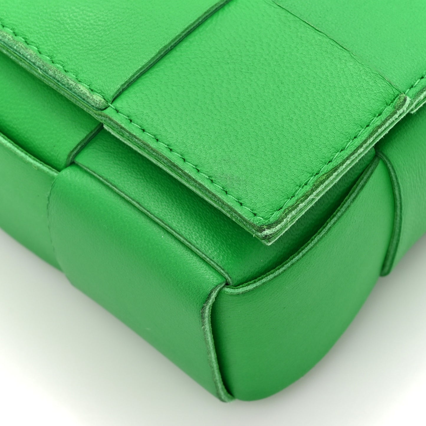 Lambskin Maxi Intrecciato Extra Mini Cassette Crossbody Bag Parakeet