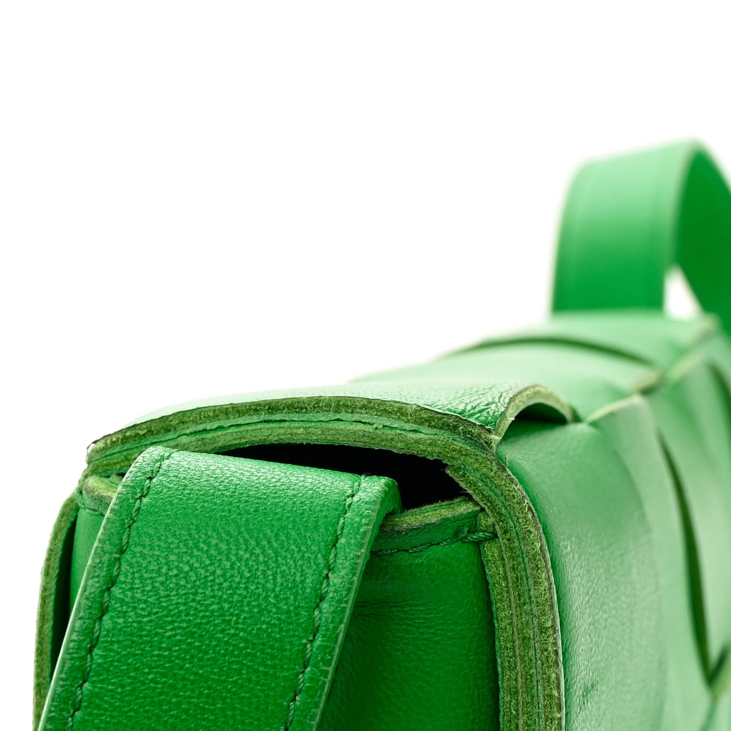 Lambskin Maxi Intrecciato Cassette Crossbody Bag Grass