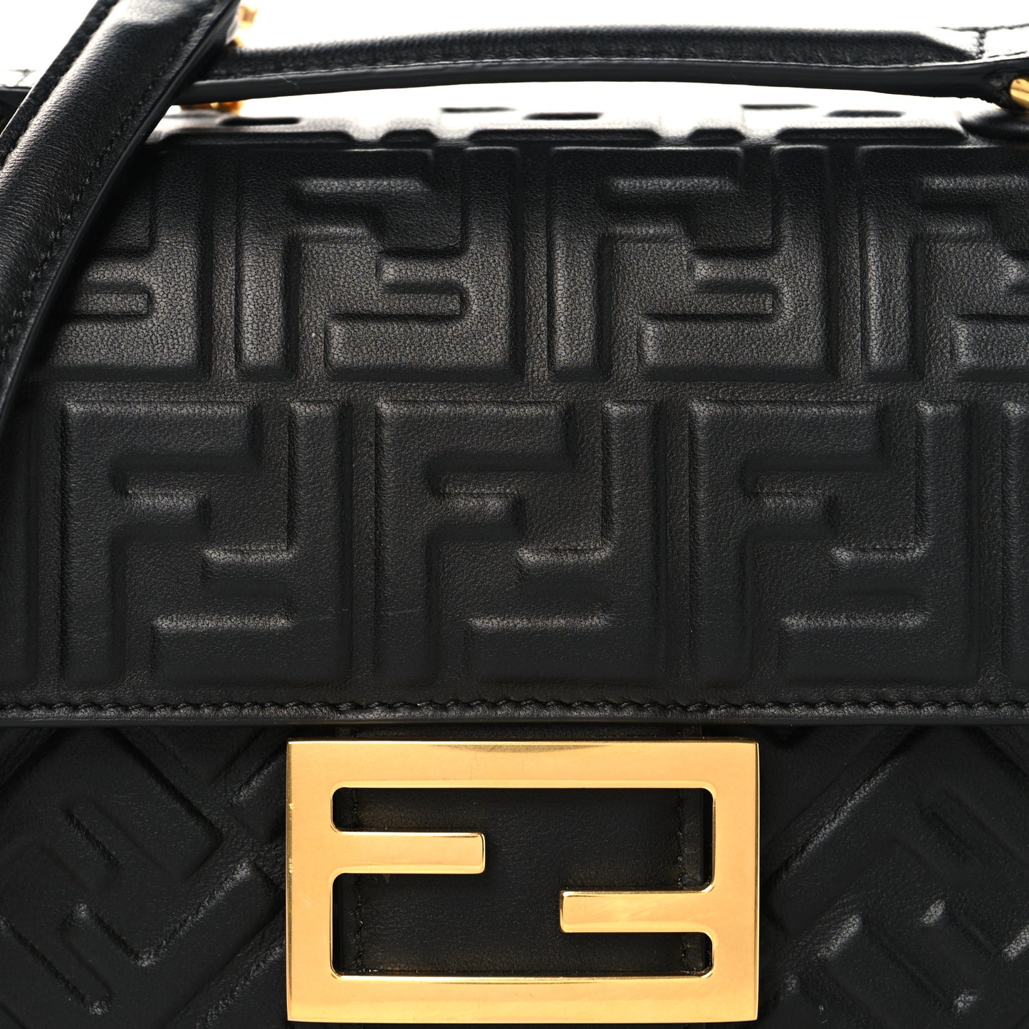 Nappa Small FF Embossed Midi Chain Baguette Black