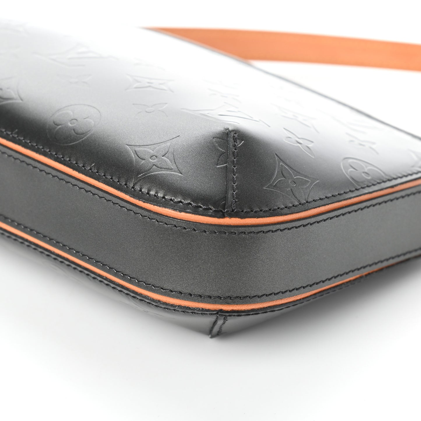 Mat Monogram Fowler Black