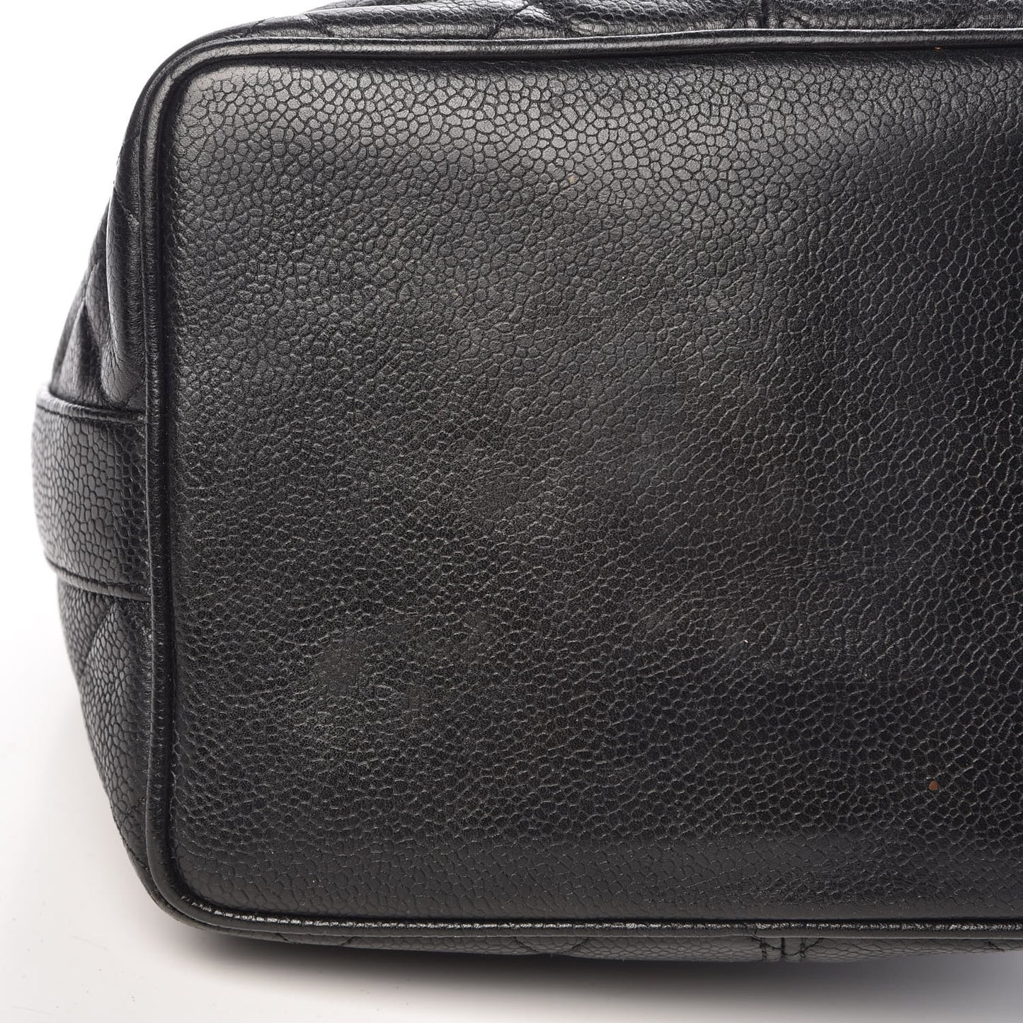 Caviar Quilted Drawstring Shoulder Bag Black