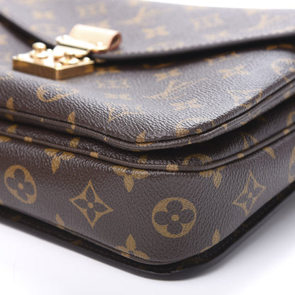Louis Vuitton Monogram Pochette Metis 9 of 9