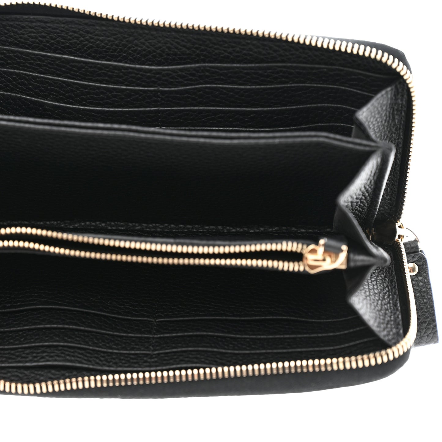 Pebbled Calfskin Rockstud Zip Around Wallet Black