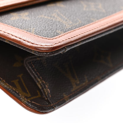 Louis Vuitton Monogram Pochette Dame 26 6 of 6