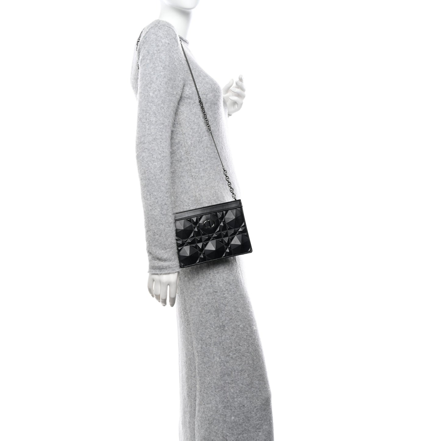Calfskin Macrocannage Diamond Caro Zipped Pouch With Chain Black