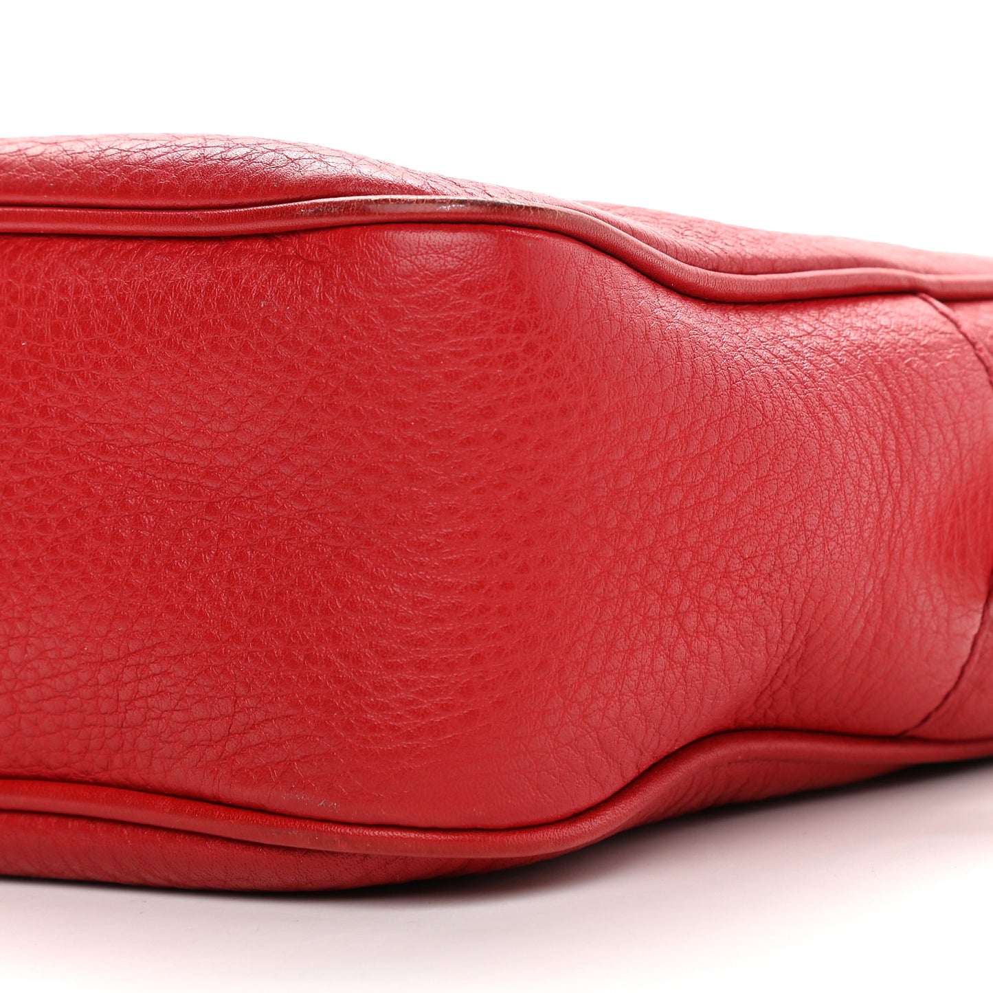 Pebbled Calfskin Small Soho Disco Bag Tabasco Red