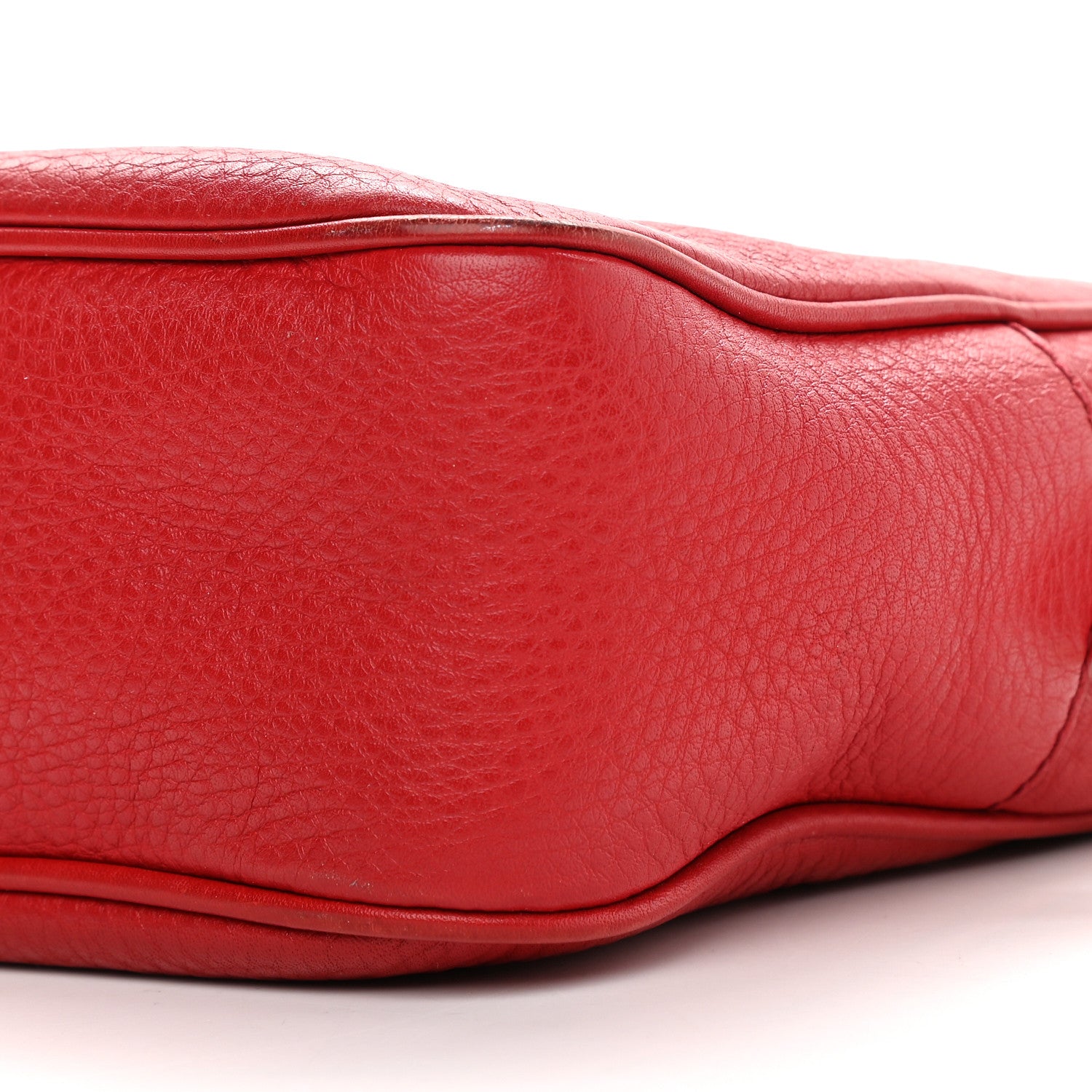 Gucci Pebbled Calfskin Small Soho Disco Bag Tabasco Red 9 of 15