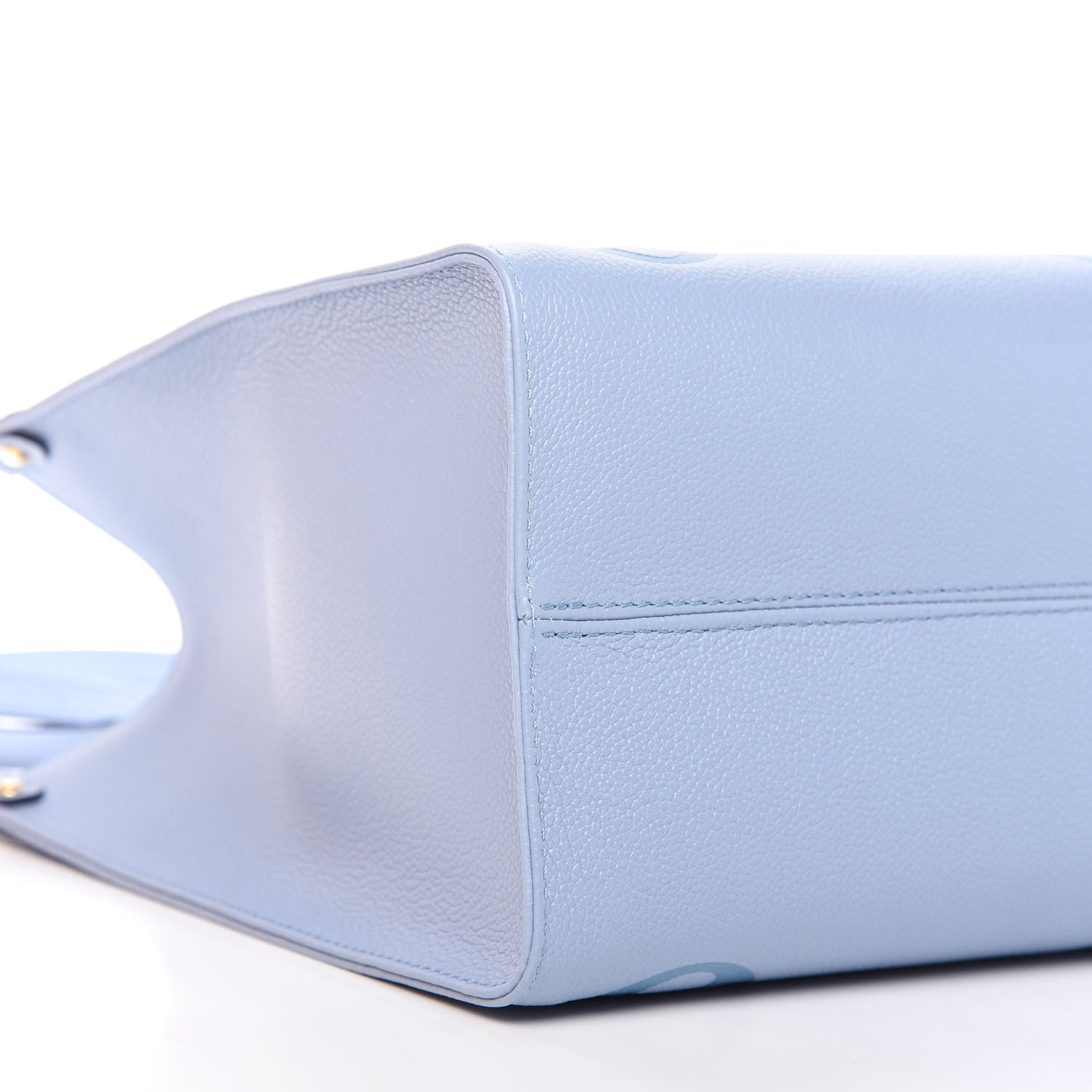 Louis Vuitton Empreinte Monogram Giant By The Pool Onthego MM Summer Blue 6 of 10