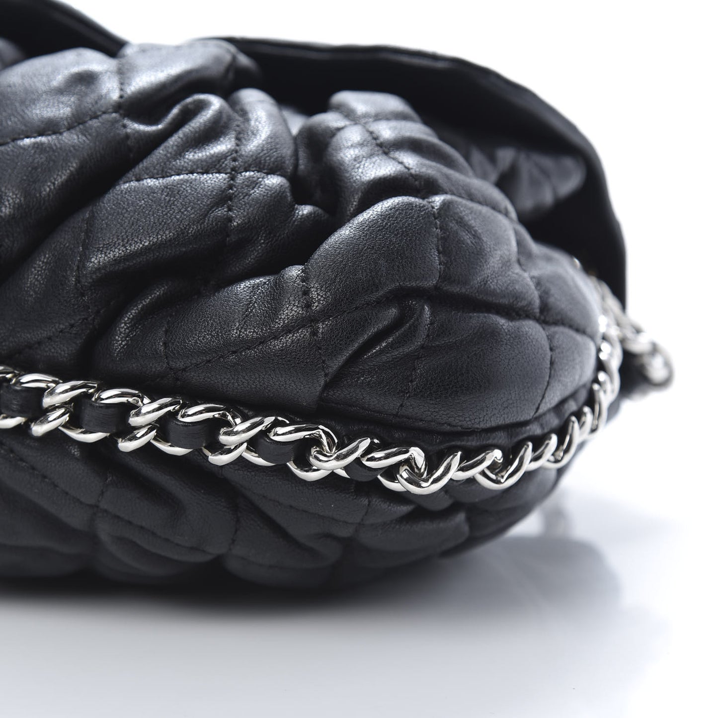 Washed Lambskin Quilted Medium Chain Around Messenger Black