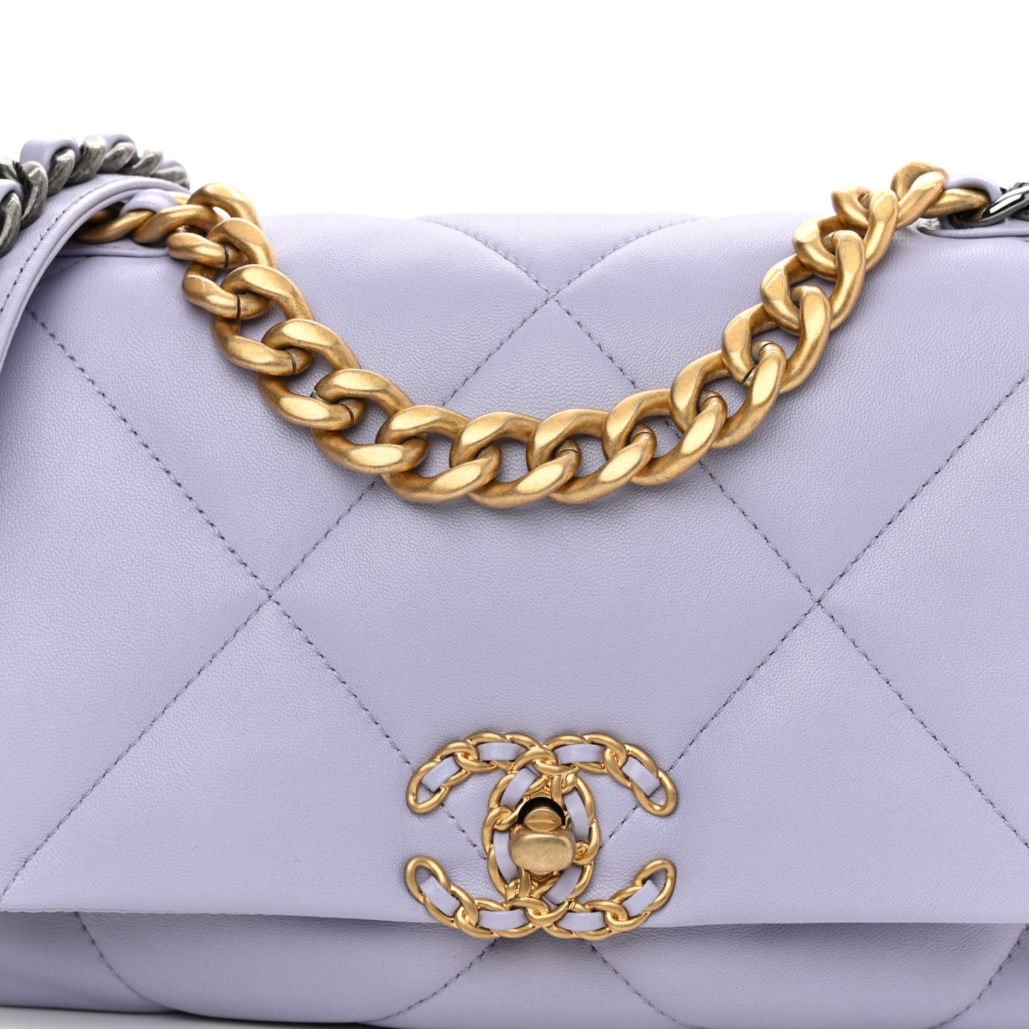 Lambskin Quilted Medium Chanel 19 Flap Light Purple