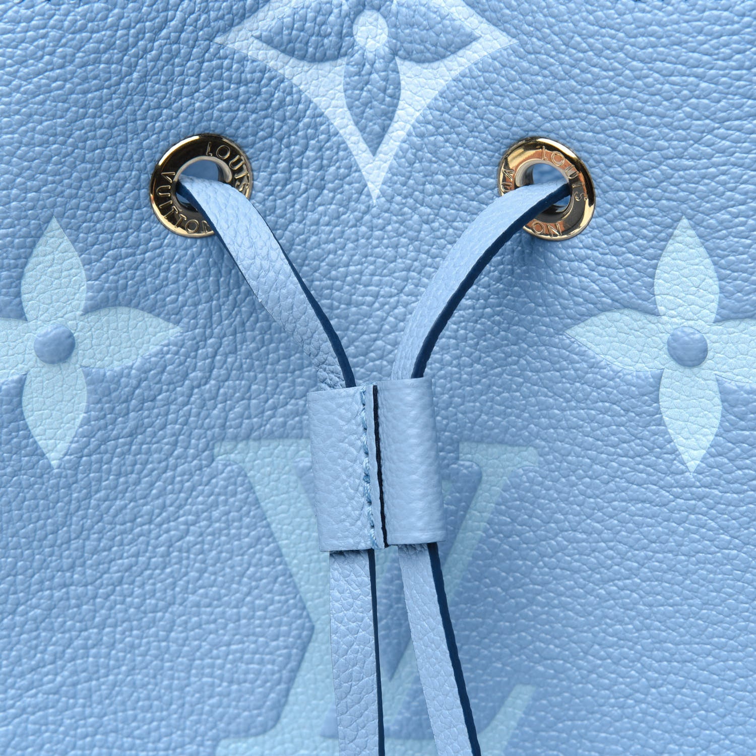 Louis Vuitton Empreinte Monogram Giant By The Pool Neonoe BB Summer Blue 8 of 9