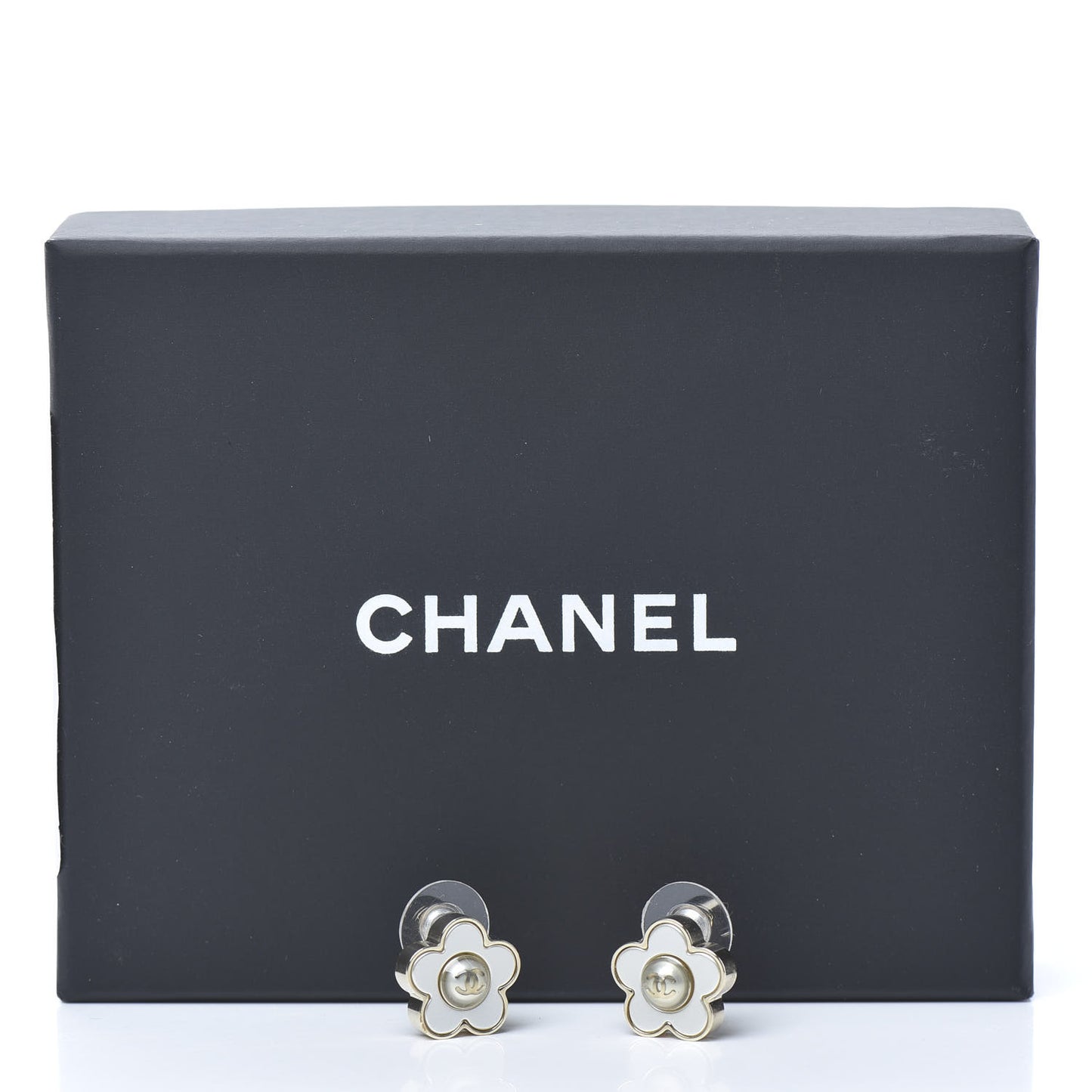 Pearl CC Camellia Earrings Gold