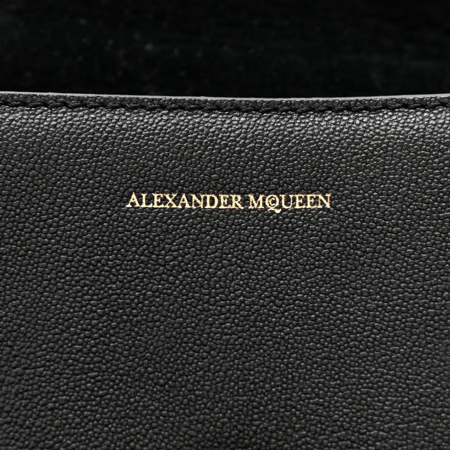 Grained Calfskin Small Insignia Flap Black