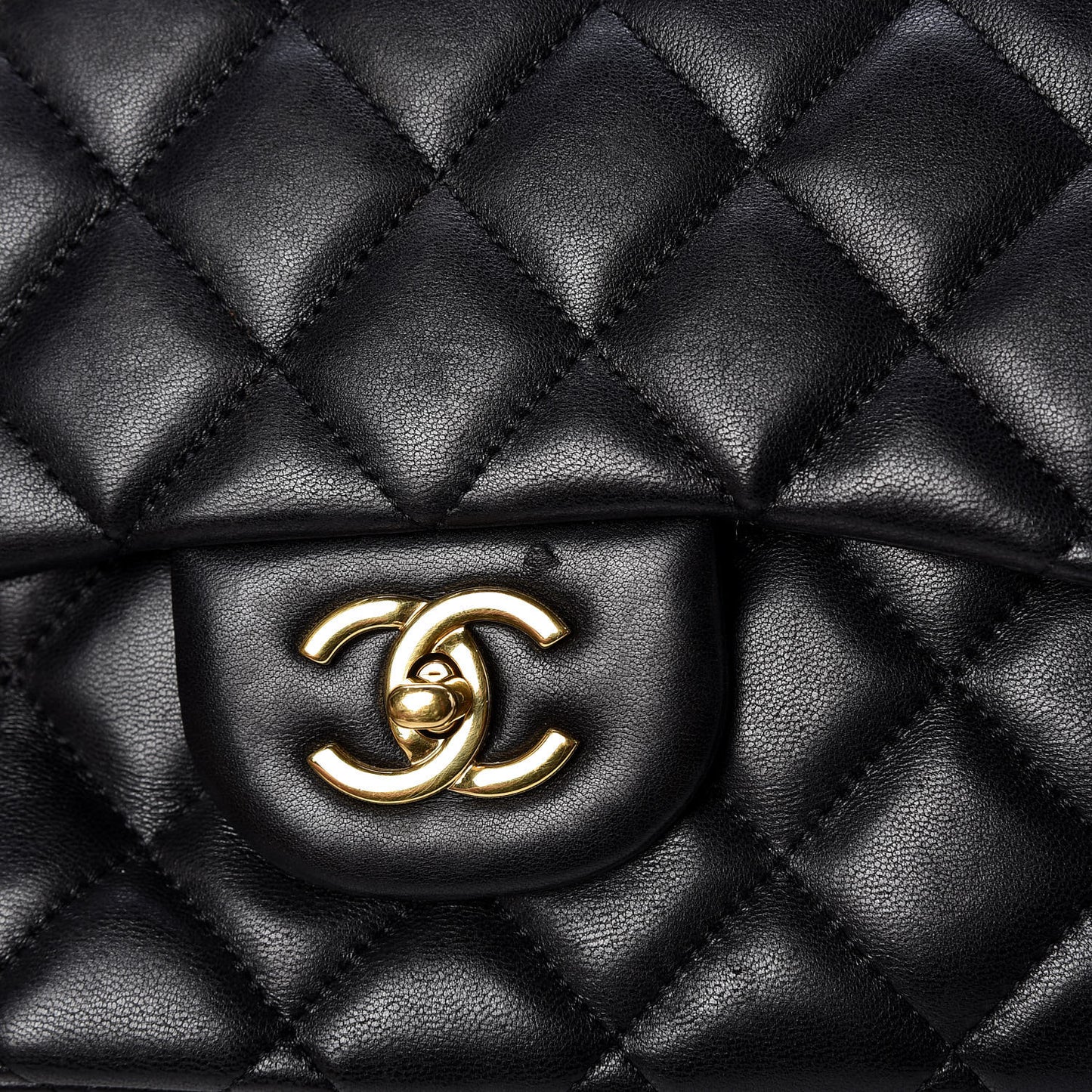 Lambskin Quilted Jumbo Single Flap Black