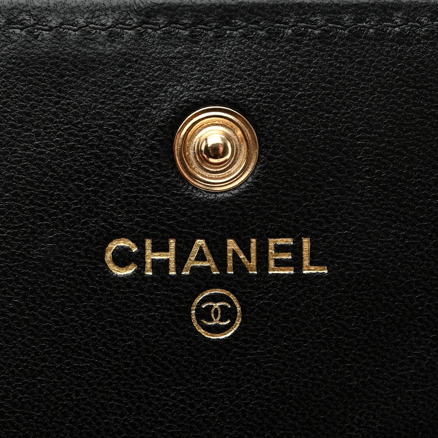 Lambskin Quilted Chanel 19 Flap Wallet Black