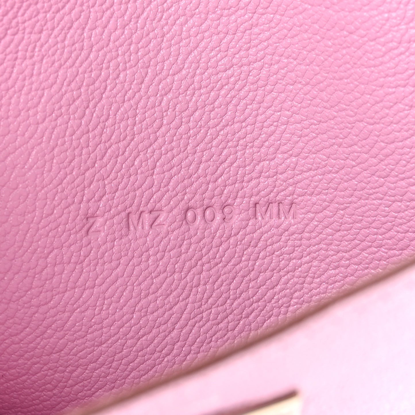 Chevre Mysore Kelly Pocket Compact Wallet Mauve Sylvestre
