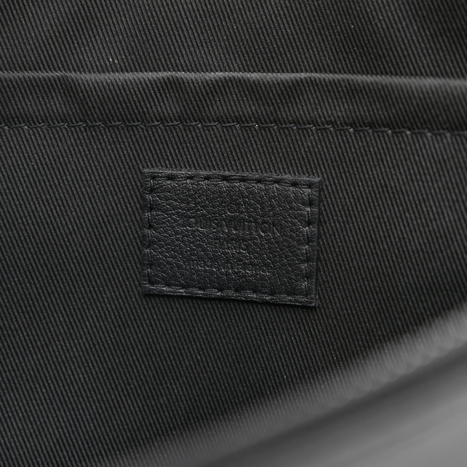 Louis Vuitton Shadow Calfskin Monogram Pochette Voyage Souple Black 6 of 9
