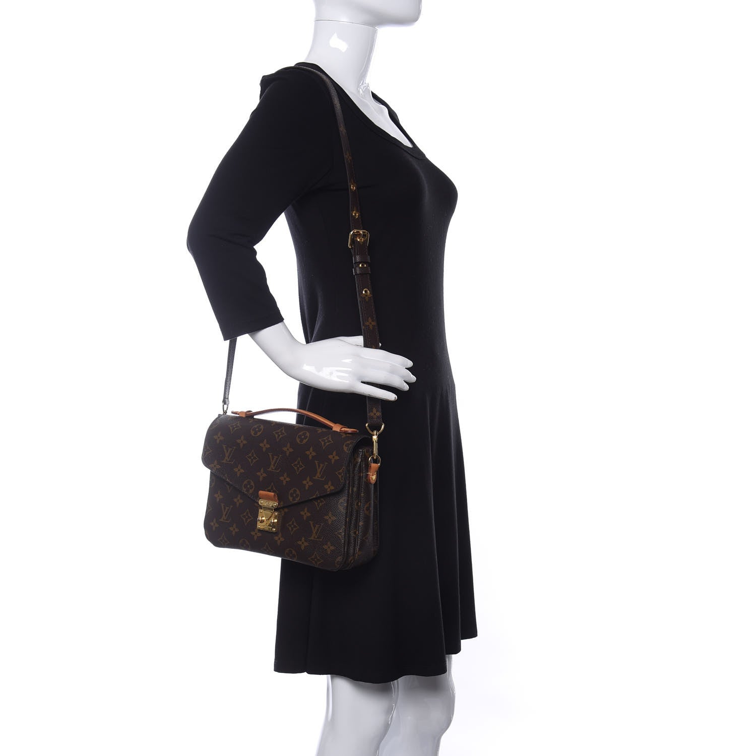 Louis Vuitton Monogram Pochette Metis 2 of 11