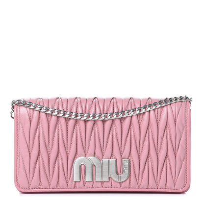 Miu Miu Nappa Matelasse Wallet On Chain Rosa 1 of 11