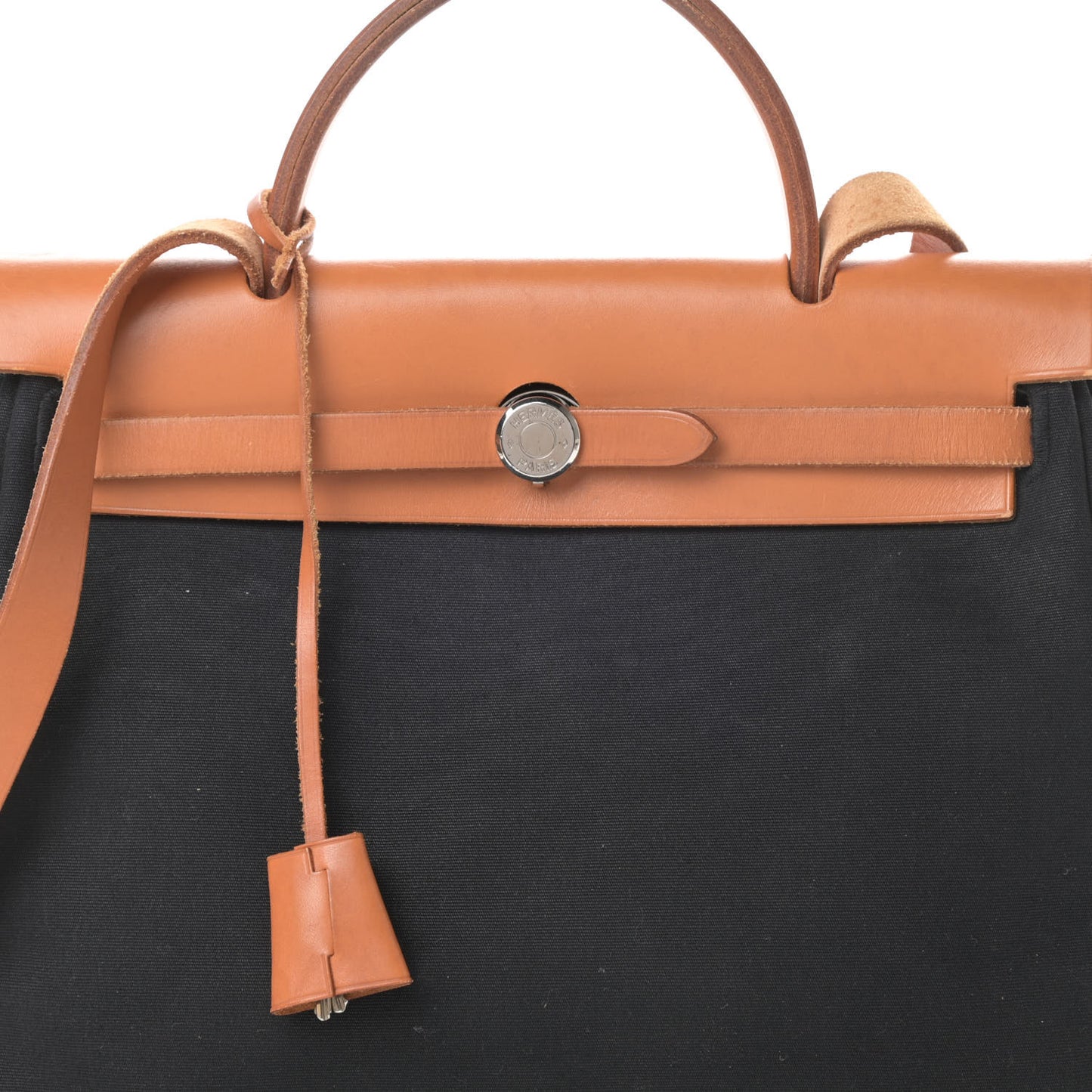 Toile Vache Calfskin Herbag 30 PM Black Natural