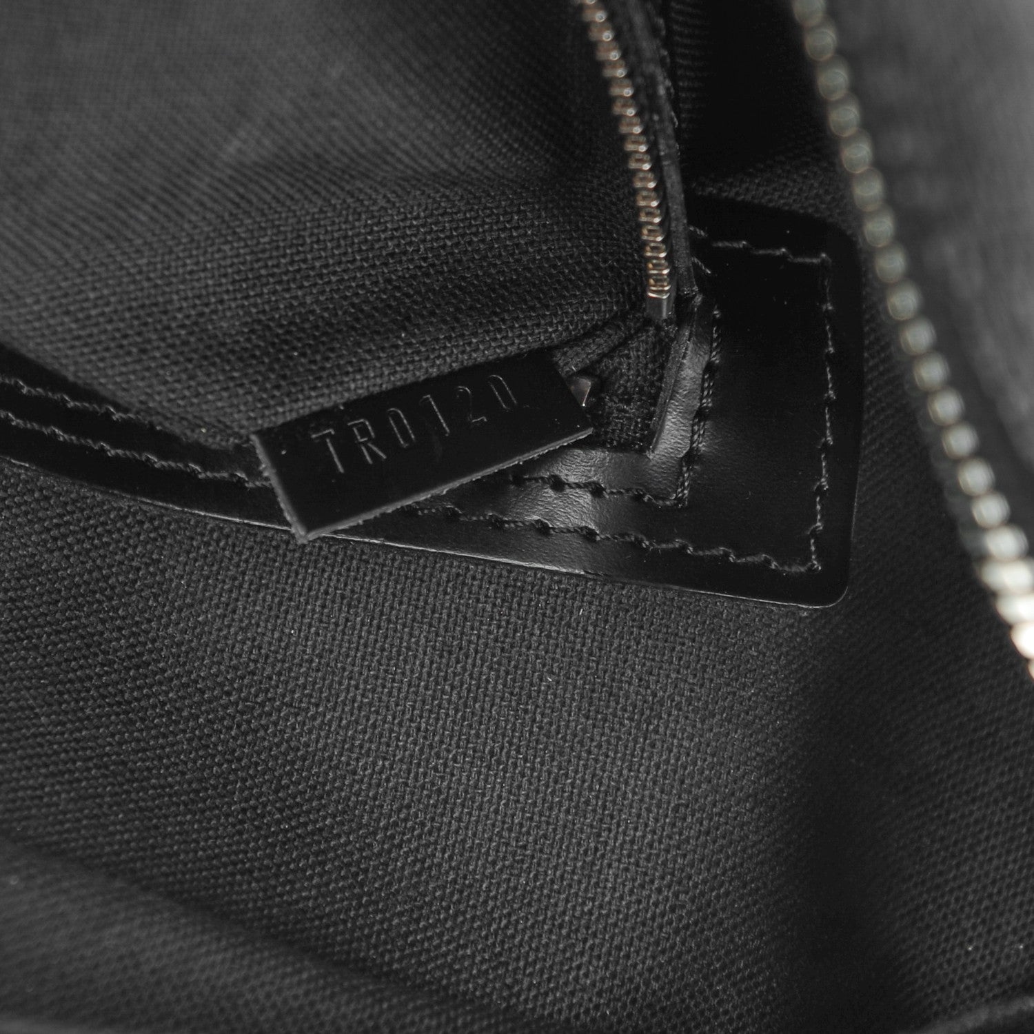 Louis Vuitton Damier Graphite Porte-Documents Voyage GM 7 of 7