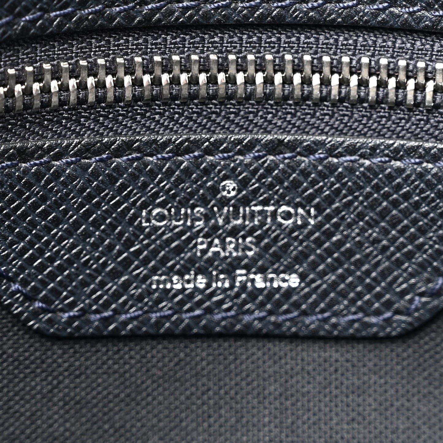 Taiga Roman MM Messenger Black
