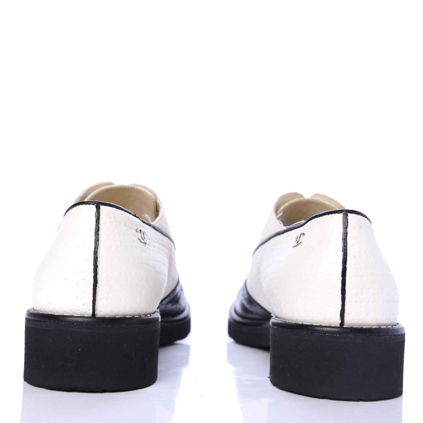 Calfskin Embossed Lace Up Oxfords 37 White Black