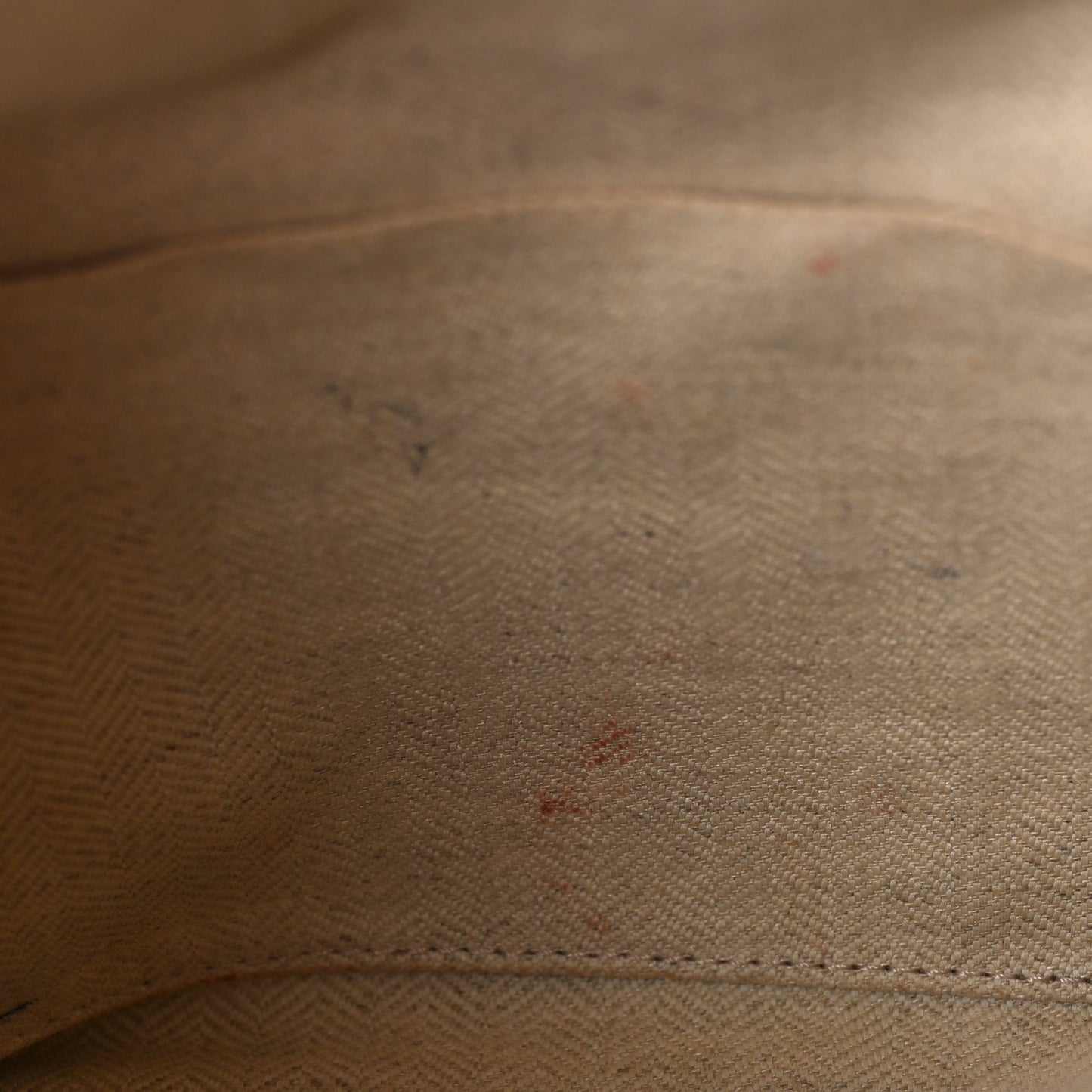 Calfskin Small Puzzle Edge Bag Ghost Soft White