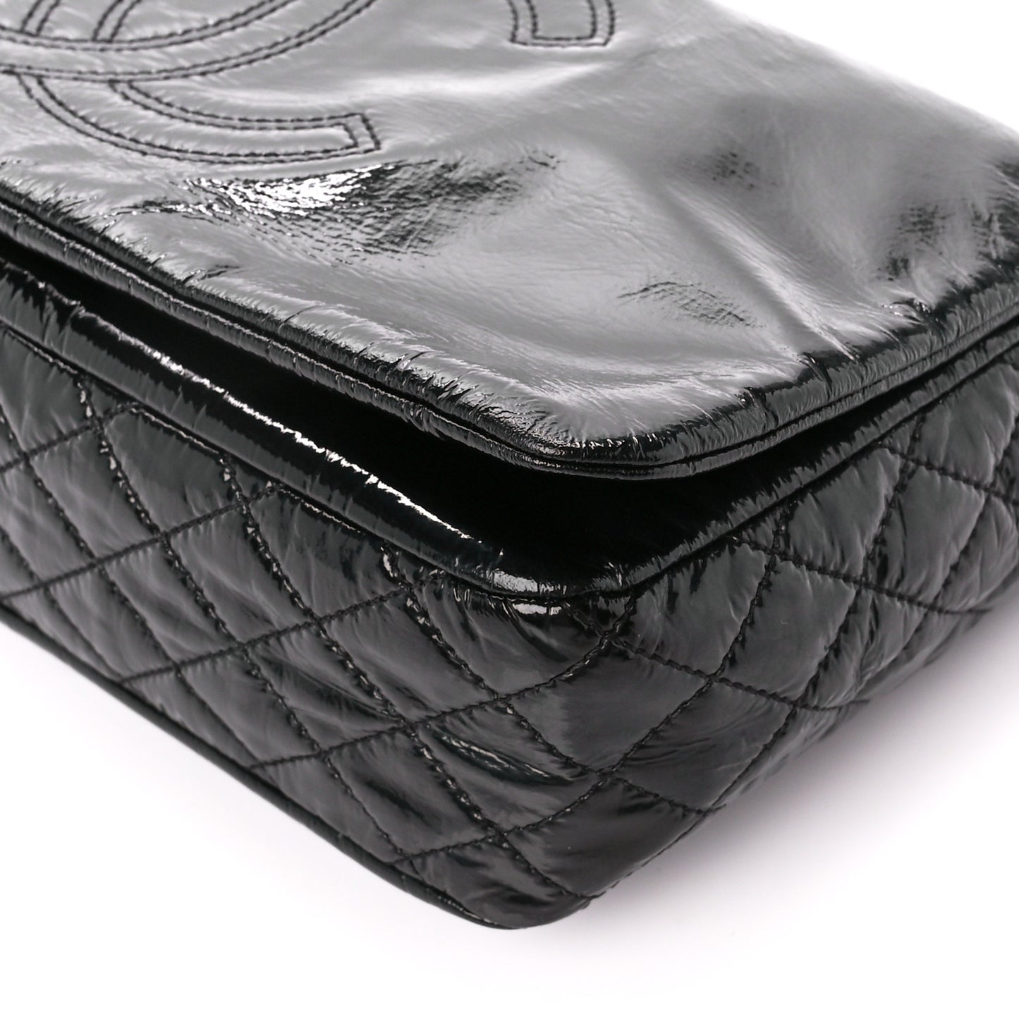 Vinyl XL Rock and Chain Flap Black