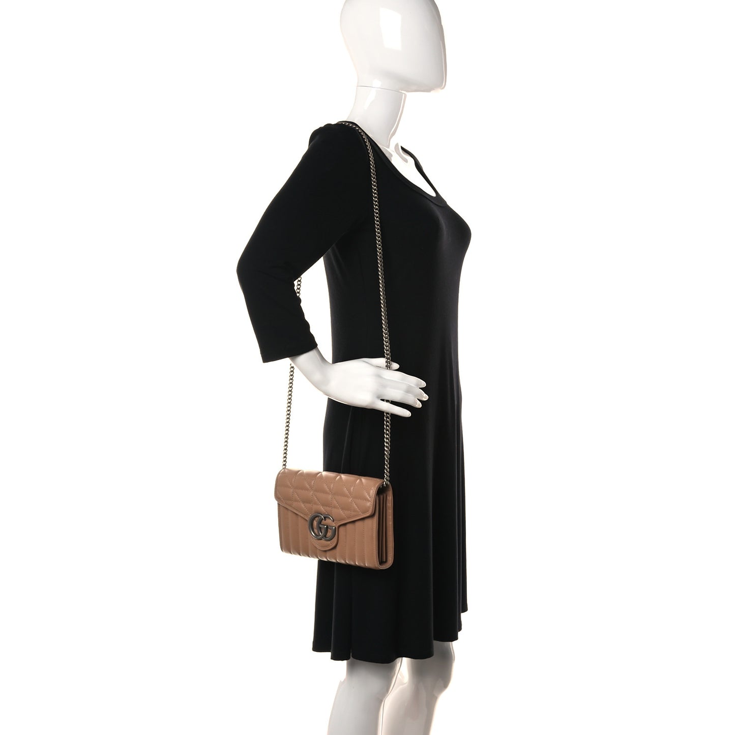Calfskin Matelasse Aria GG Marmont Chain Wallet Camelia