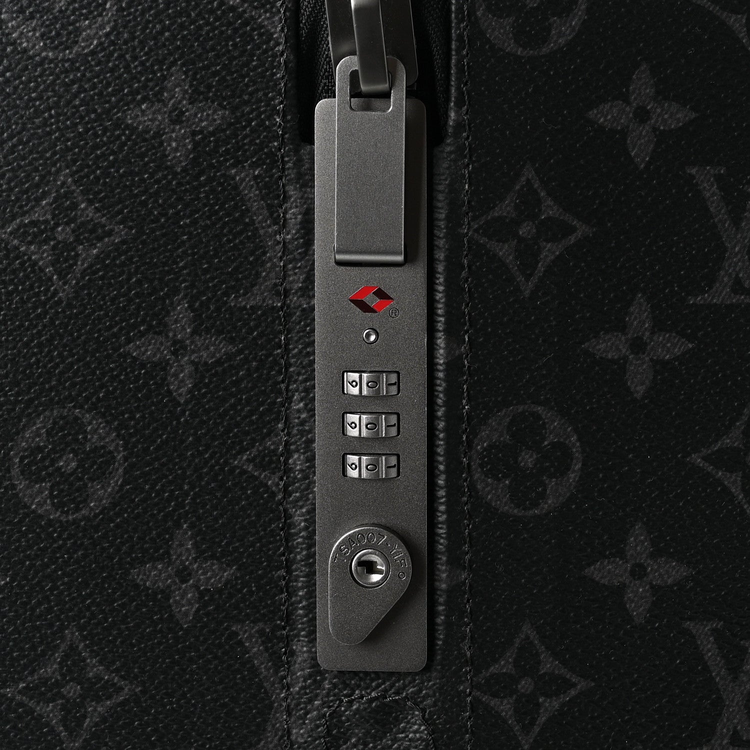 Louis Vuitton Monogram Eclipse Horizon 70 7 of 9
